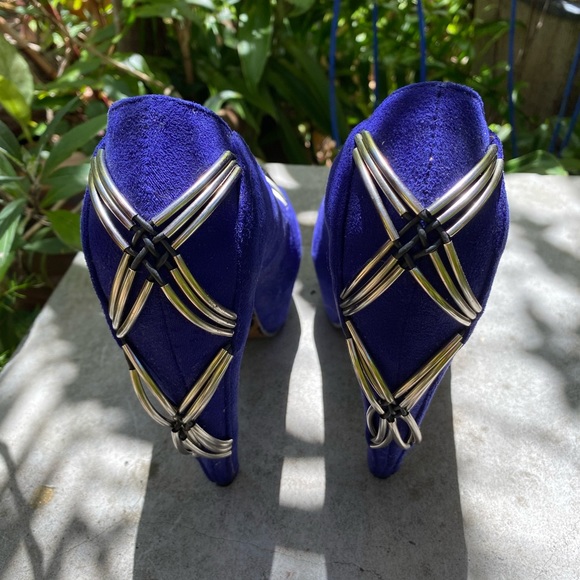 Fabulous Unique Chic & Stunning Bettie Page Shoes - Picture 4 of 8